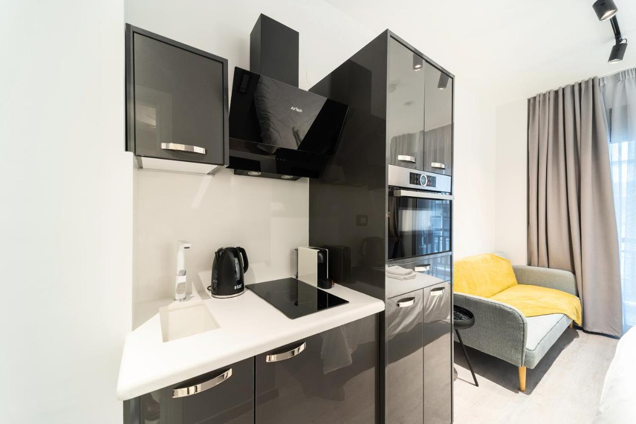 Galleries Elegant Suites Thessaloniki Exterior photo