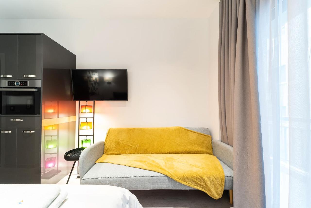 Galleries Elegant Suites Thessaloniki Exterior photo